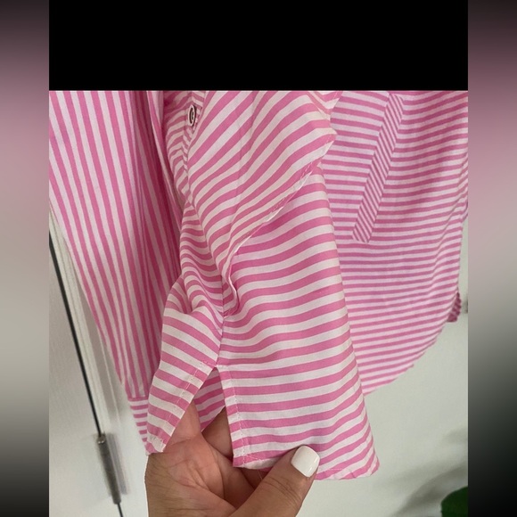 V Cristina White/Pink  Pinstripe Cold Shoulder Asymmetric Button Down Shirt L - Picture 7 of 9